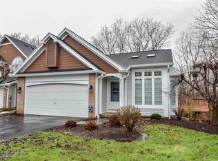 41 Wind Loft Cir, Fairport, NY 14450