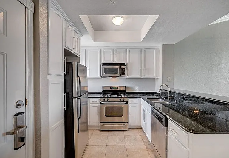260 E Flamingo Rd #416 — Photo 2