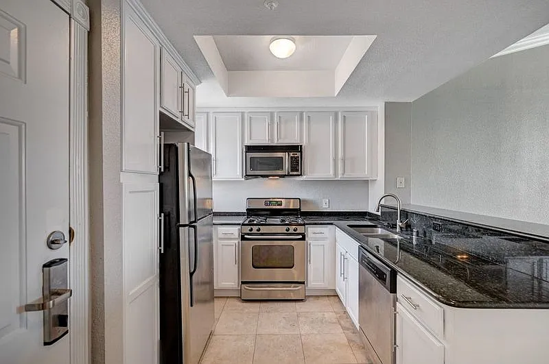 Building Photo - 260 E Flamingo Rd #416