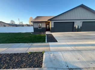 606 Warner Ave #B, Lewiston, ID 83501