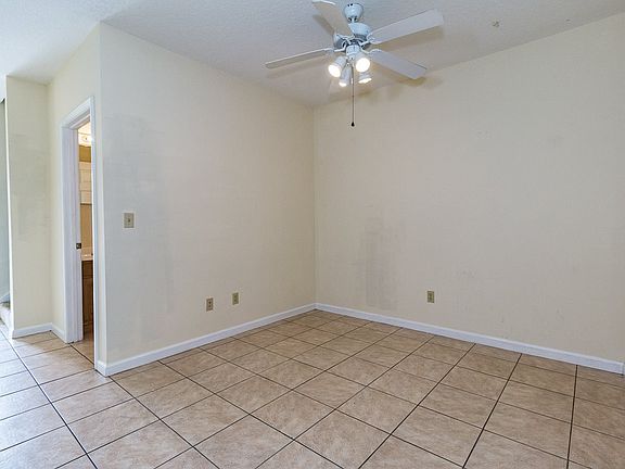 4th image of 825 Anastasia Blvd #C17