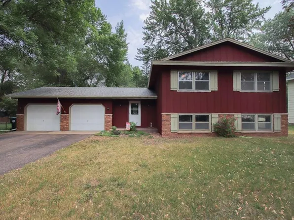 251 McKinley St, Anoka, MN 55303
