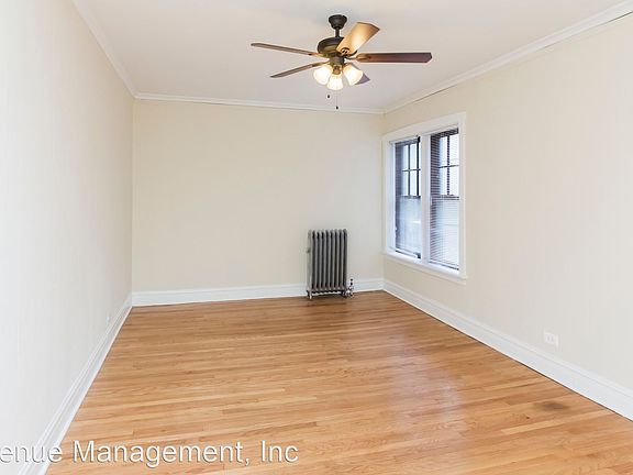 4th image of 952 S Oak Park Ave APT 17