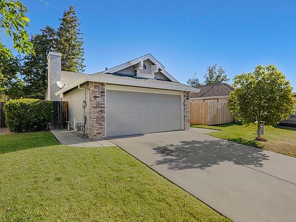 3rd image of 7101 Sutherland Way