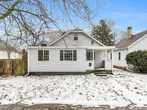 3 O'Neil Ct, Champaign, IL 61820