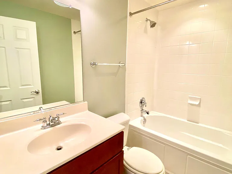 Full bathroom upstairs.