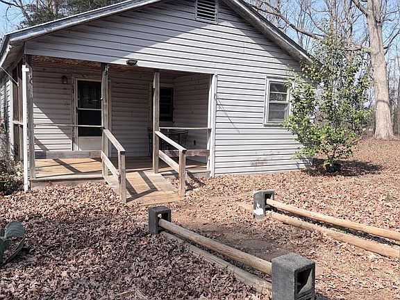 4th image of 1352 Seays Rd