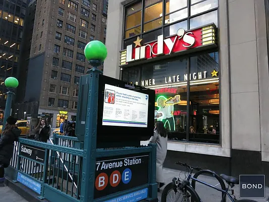 Rented by Bond New York | media 14