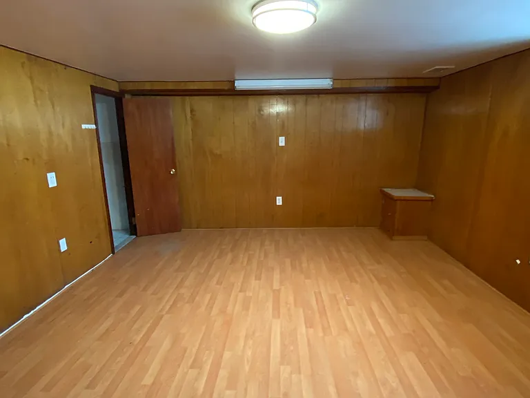 8732 Ditman St — Photo 16