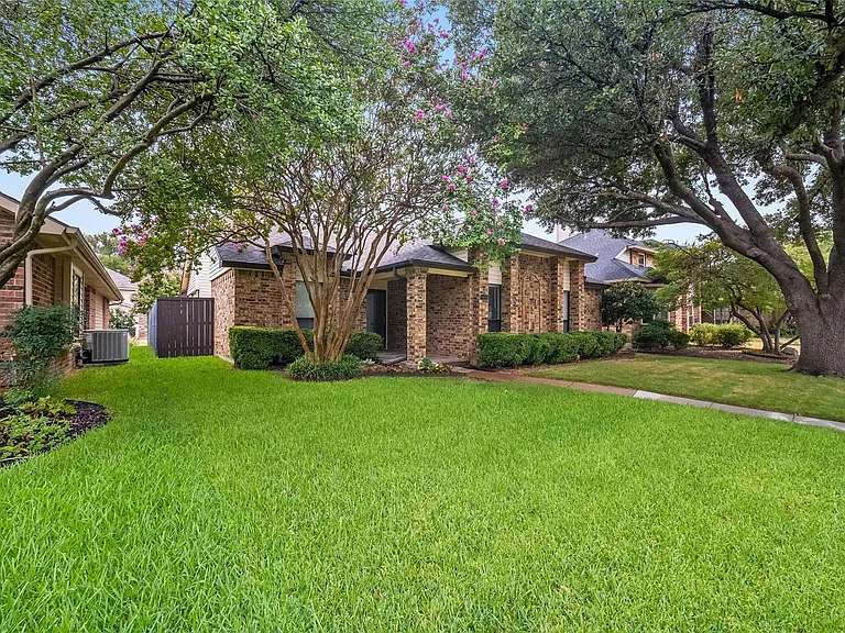 4424 Odessa Dr — Photo 26