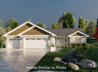 1743 Betty Jean Ln, Green Bay, WI 54313
