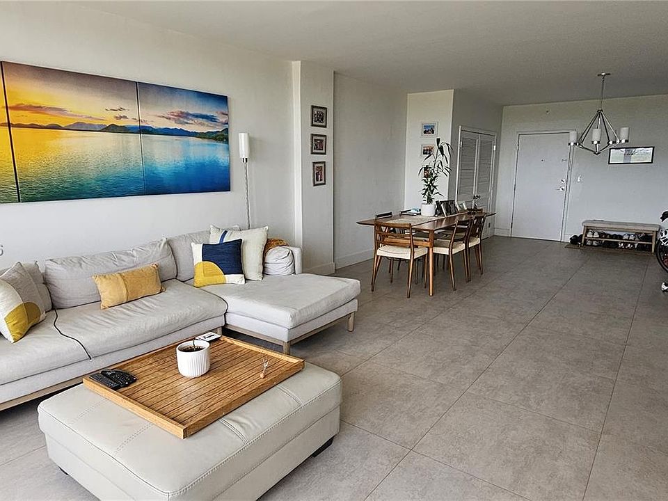 1st image of 90 Edgewater Dr APT 1219