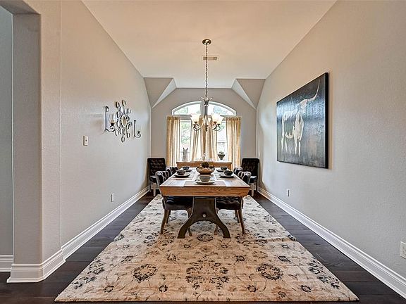 5th image of 2722 Ginger Cove Ln