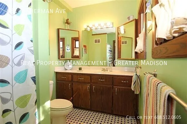 631 N Sherman Ave — Photo 10