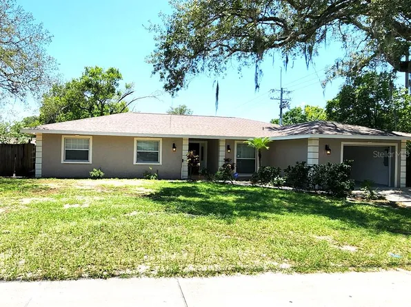 5137 Whiteway Dr, Tampa, FL 33617