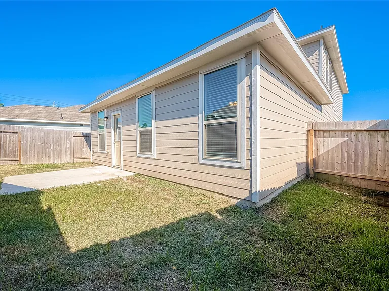 20033 Tuft Canyon Ct — Photo 43