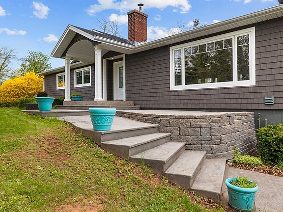 3rd image of 79 Keppoch Rd
