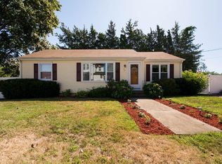 70 McCallion St, Swansea, MA 02777