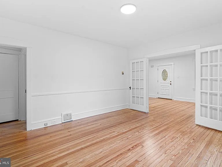 126 Estaugh Ave — Photo 7
