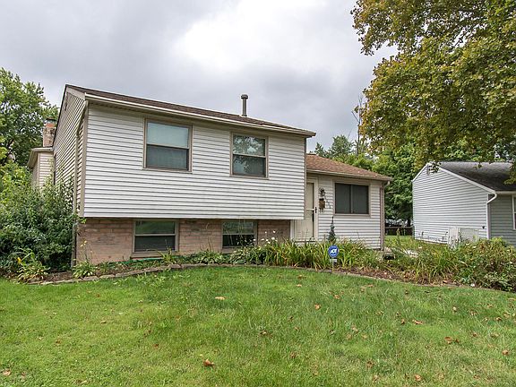 2nd image of 6056 Royal Oak Dr