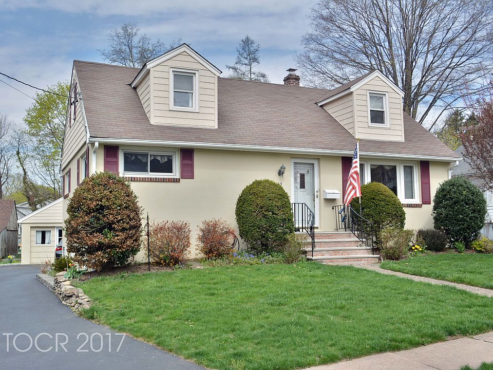 1st image of 45 Aqueduct Ave