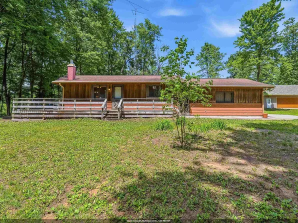 N8277 E Mecan Ln, Neshkoro, WI 54960