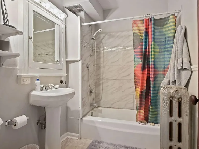 2640 Garfield Ave S #2 — Photo 7