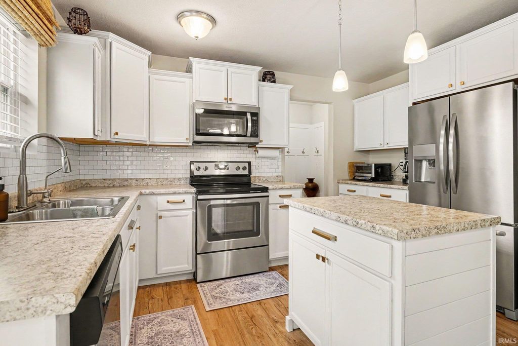 Apartment in Mishawaka - View 4