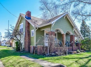 402 S Nickelplate St, Louisville, OH 44641