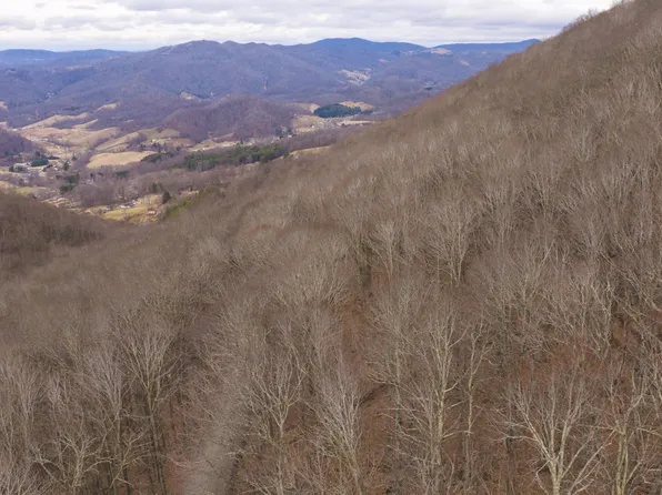 Tater Hill Rd, Zionville, NC 28698