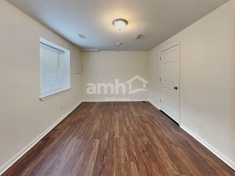 1088 Oriole Cir — Photo 24