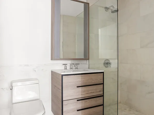 264 Webster Avenue image 6 of 15