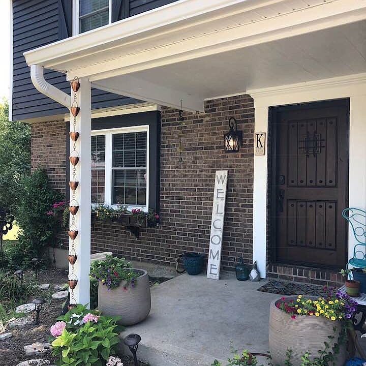 1st image of 856 E Laguna Ct
