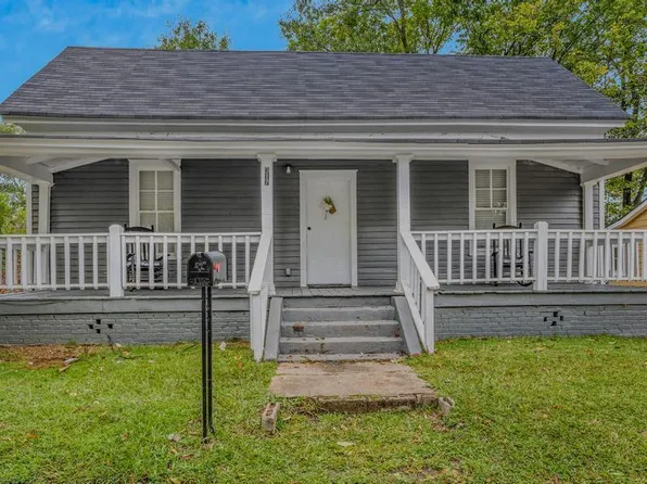 317 N 10th St, Griffin, GA 30223