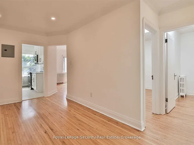 3317 Lake Shore Blvd W #2 — Photo 9
