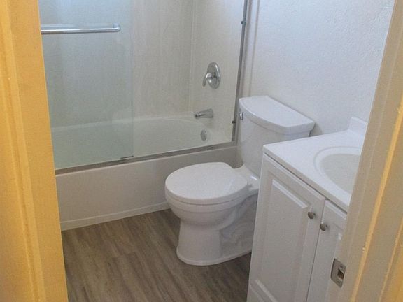 4th image of 419 San Marco St APT 8