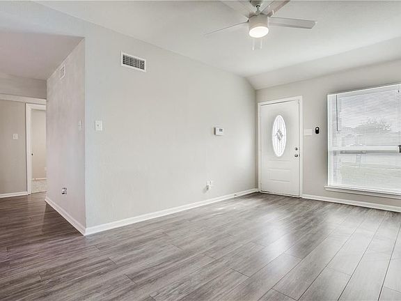 2nd image of 2708 Concorde Cir