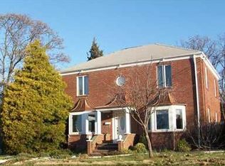 127 McCutcheon Ave, Sayreville, NJ 08872