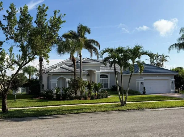 7041 SE Bay Hill Dr, Stuart, FL 34997