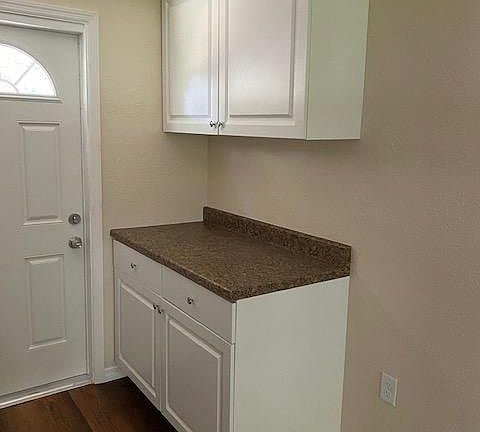 3rd image of 12020 Grovewood Ave APT B