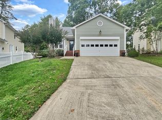22 Irving Park Ln, Greensboro, NC 27455
