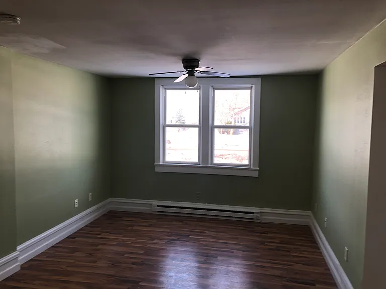 1 bed, 1.0 bath, 700 sqft, $1,100 — Photo 6