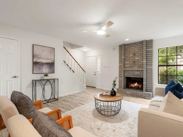 8400 Jamestown Dr APT 310, Austin, TX 78758