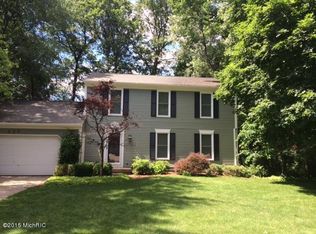 423 Adaway Ave SE, Ada, MI 49301