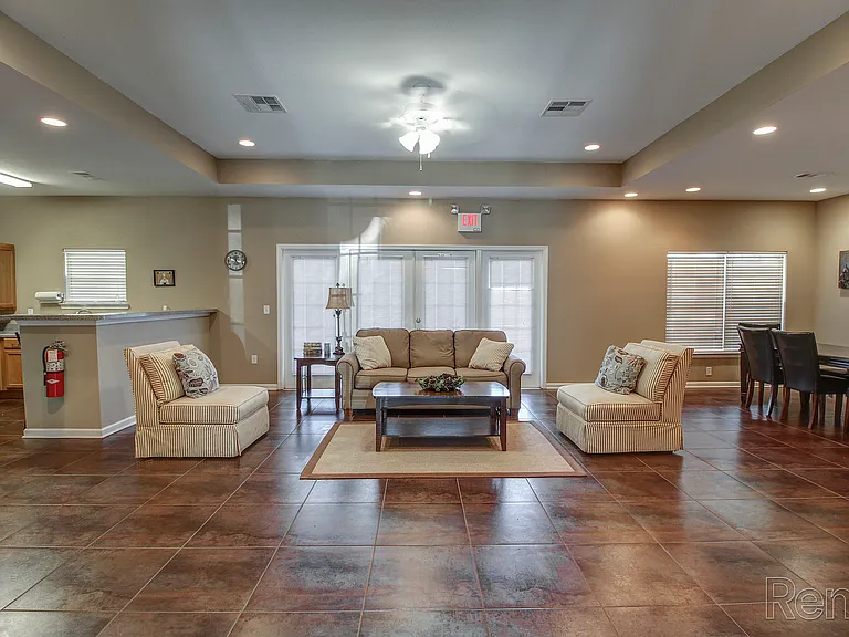 Airway Ridge Apartments — Photo 9