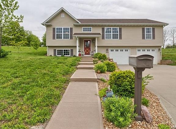 5th image of 988 Lakeway Dr