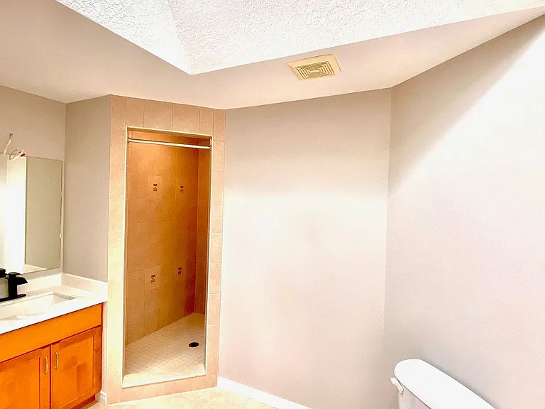 154 Severn Dr #UPPER — Photo 18