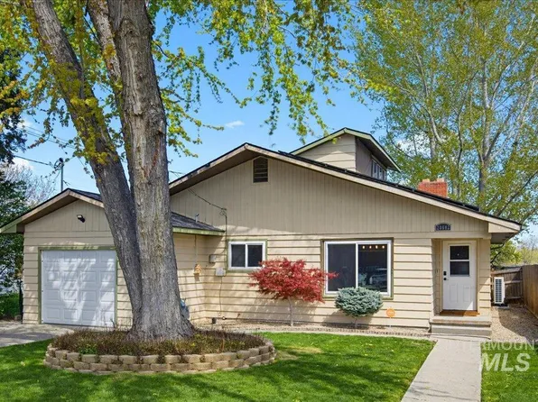 20602 Academy Rd, Greenleaf, ID 83626