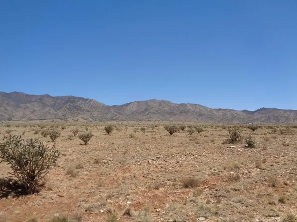 Tinto Rd, Belen, NM 87002