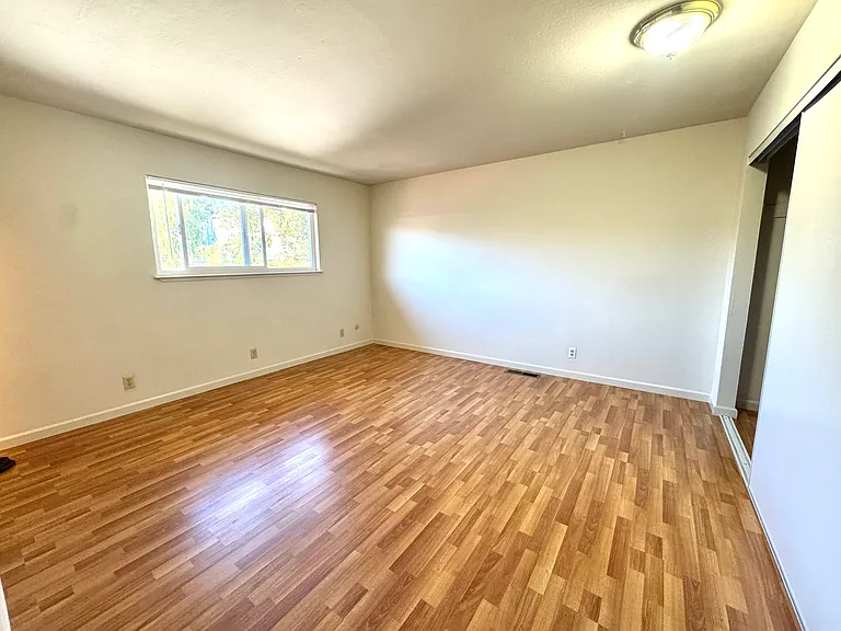 43186 Starr St #D — Photo 12